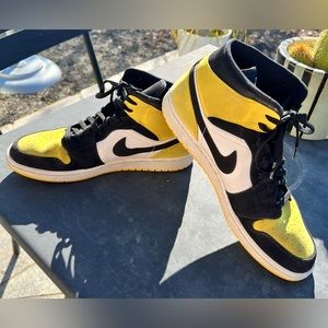 OFFERS Jordan 1 Nike Retro High OG Men 12 Yellow & Black Minor Wear Plenty Life!